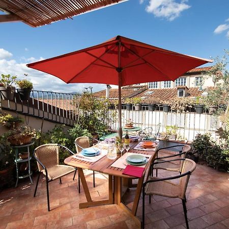 شقة Residenza Al Pavone Luxury With Terrace لوكا المظهر الخارجي الصورة