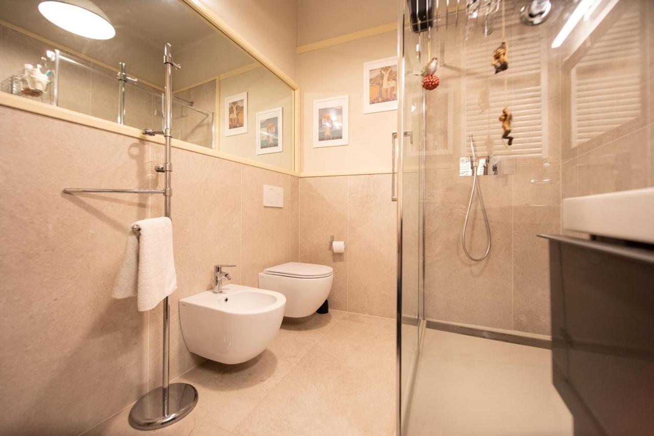 شقة Residenza Al Pavone Luxury With Terrace لوكا المظهر الخارجي الصورة